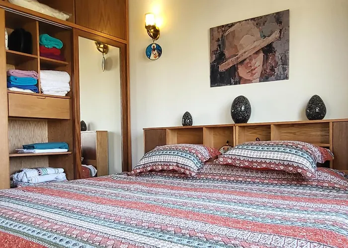 1 Bed With Public Pool Hottub & Petsok Apartman Gurdaka