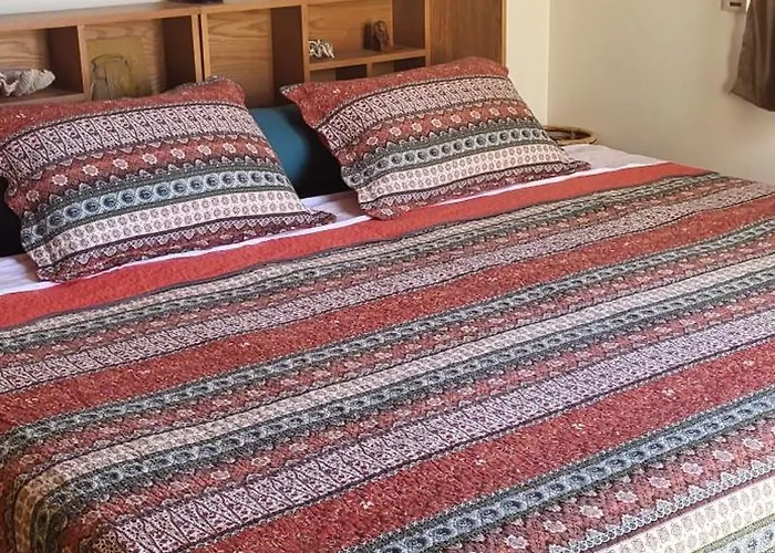 1 Bed With Public Pool Hottub & Petsok Gurdaka